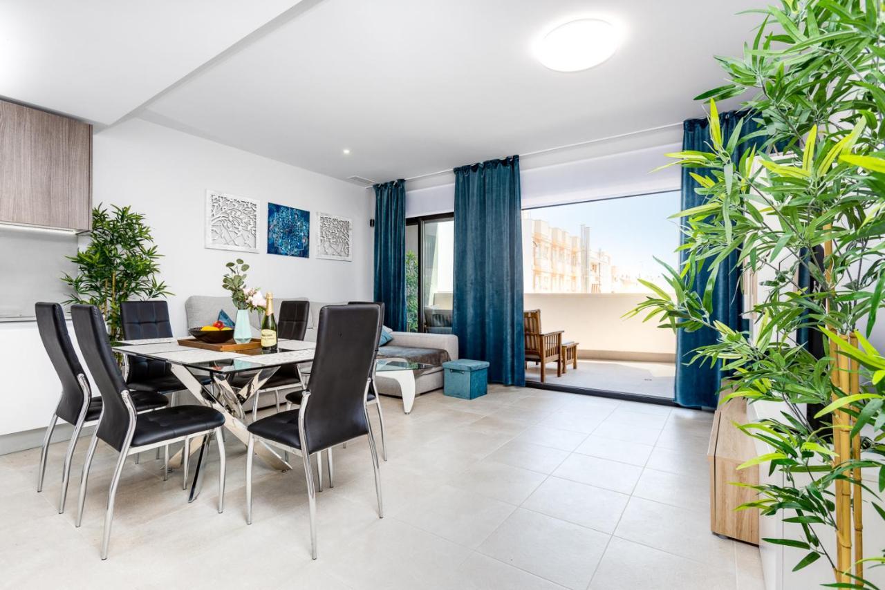 Moderno Apartamento Scandic, Playa Del Cura Torrevieja Eksteriør billede