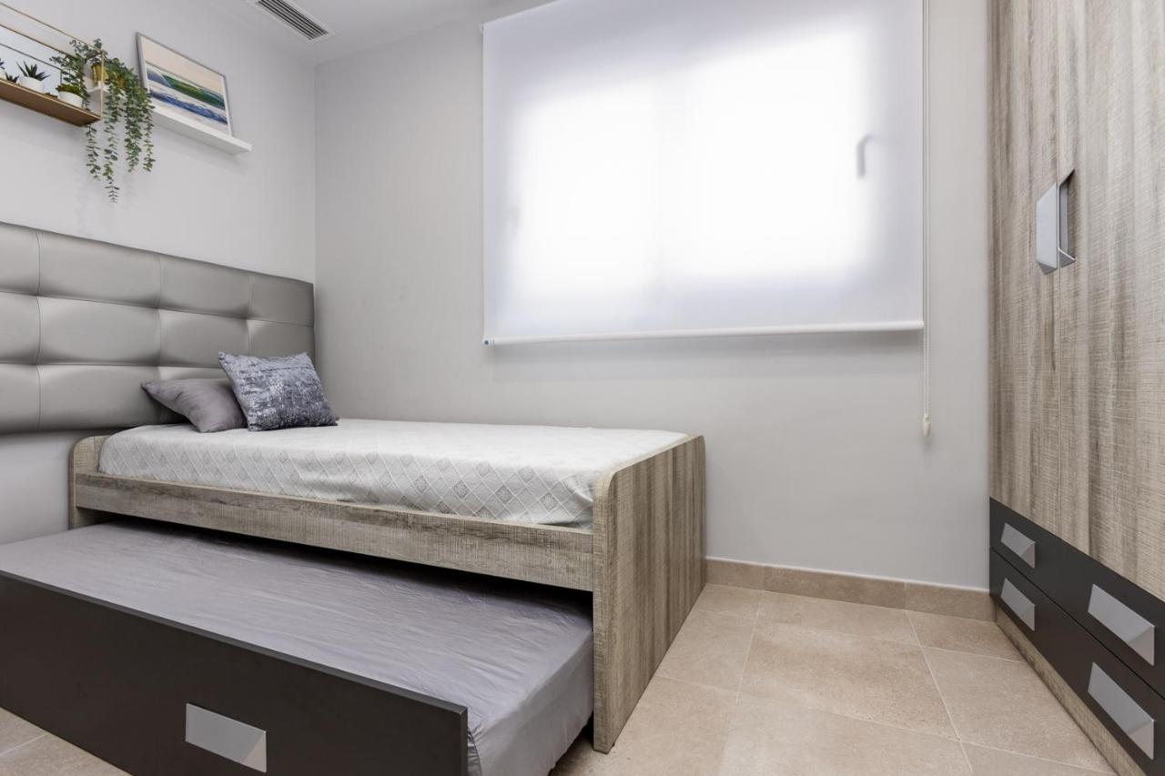 Moderno Apartamento Scandic, Playa Del Cura Torrevieja Eksteriør billede